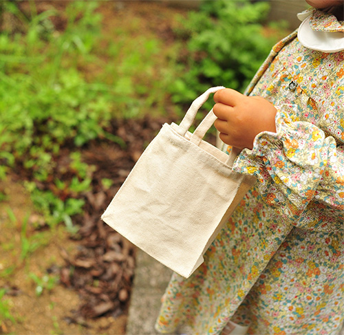 子どもも使えるコンパクトサイズです